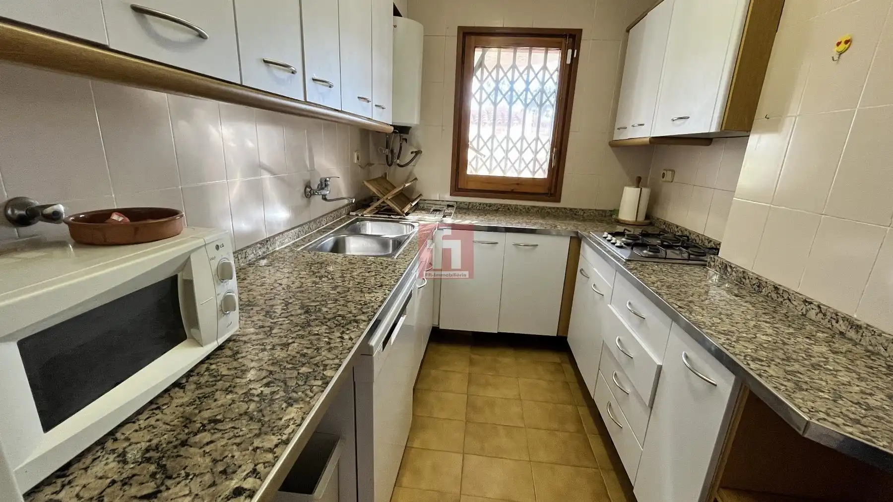 Cocina de Casa adosada en venta en Creixell con Balcón y Piscina comunitaria