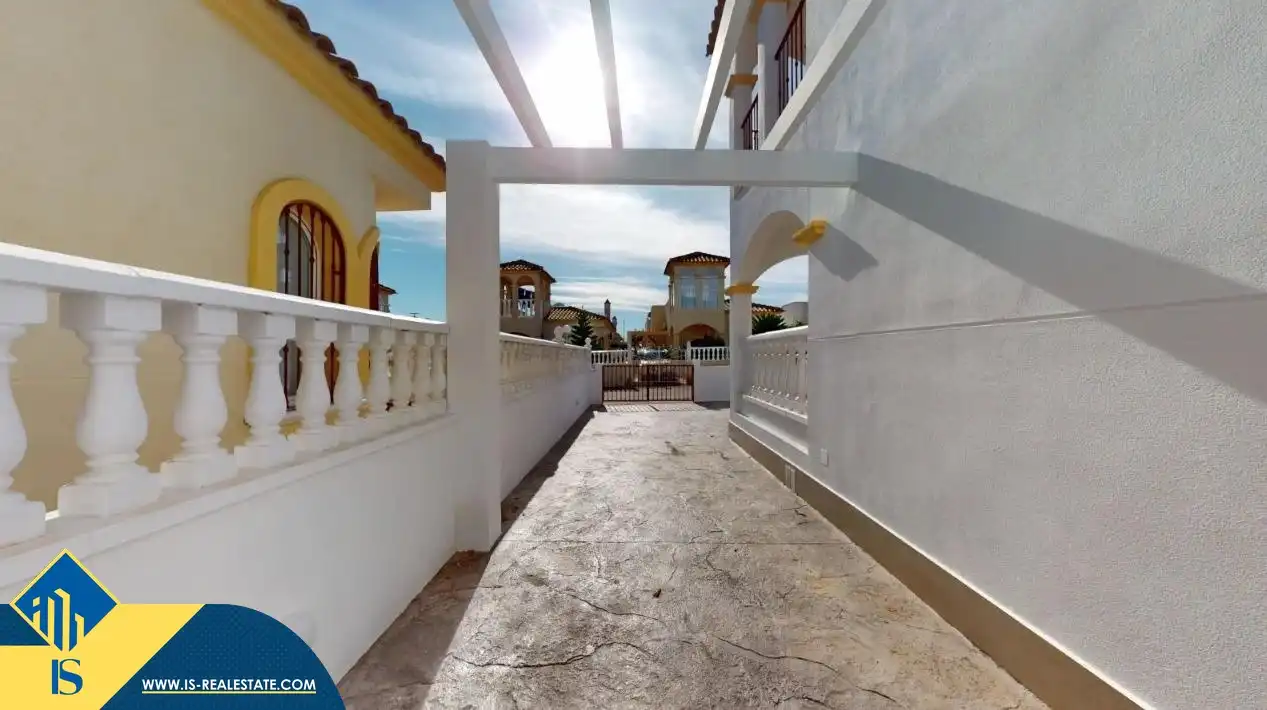 Detached house with pool for sale in Algorfa, imagen 4
