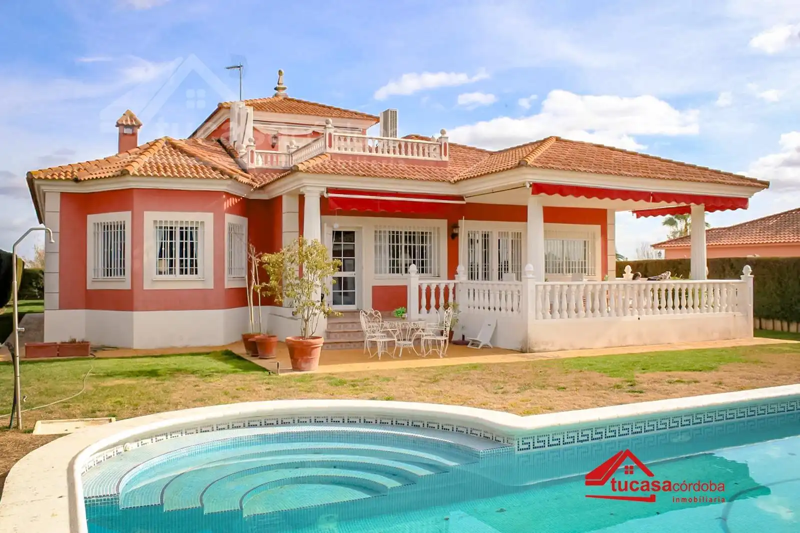 Casa rustica con piscina in vendita a Periurbano Oeste - Sierra