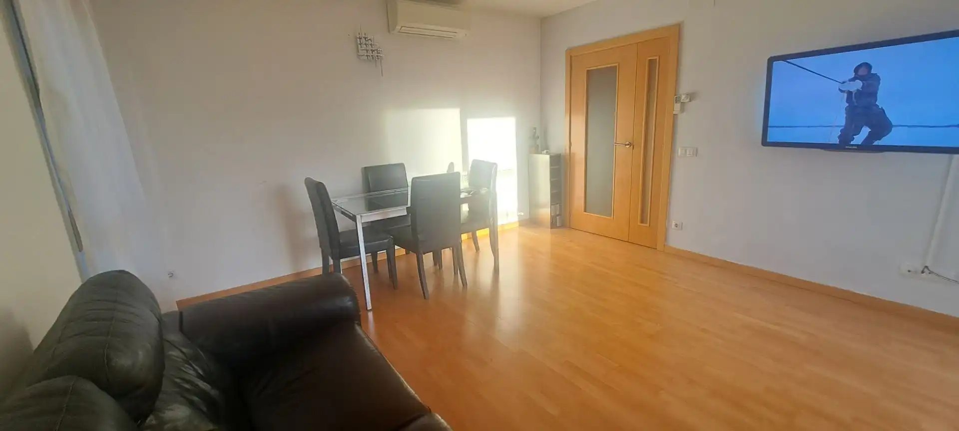 Wohnzimmer von Wohnung zum Verkauf in Barberà del Vallès mit Klimaanlage und Heizung