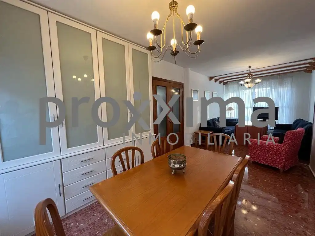 Dining room of Houses for sale in Sevilla  with Air Conditioner, Terrace and Storage room