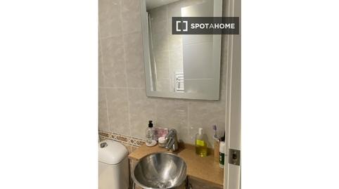 Foto 5 de Piso para compartir en Cinc Sènies, Barcelona