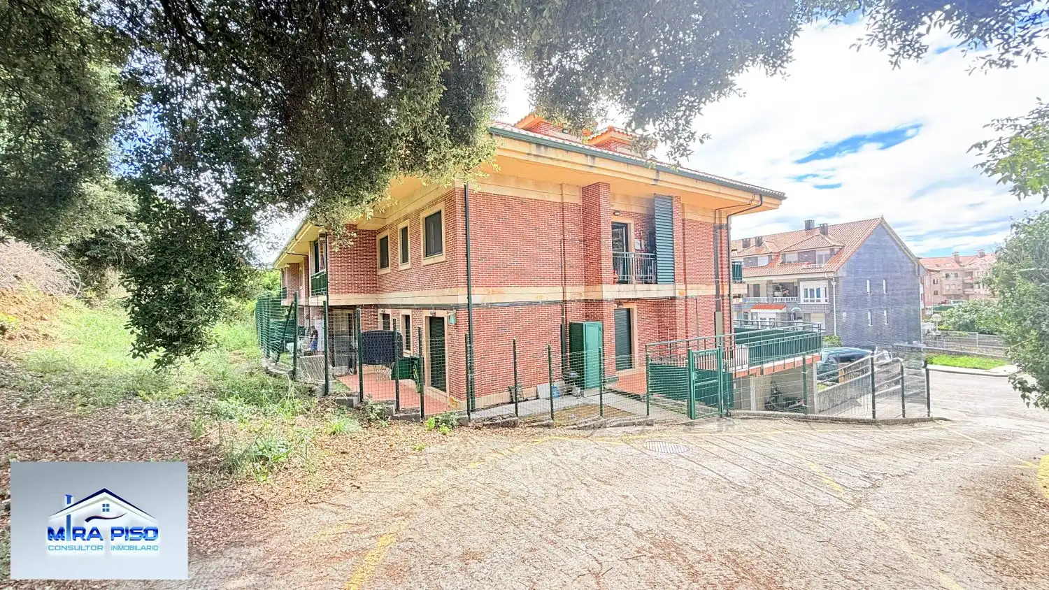 Vista exterior de Dúplex en venta en Argoños  con Calefacción, Terraza y Trastero