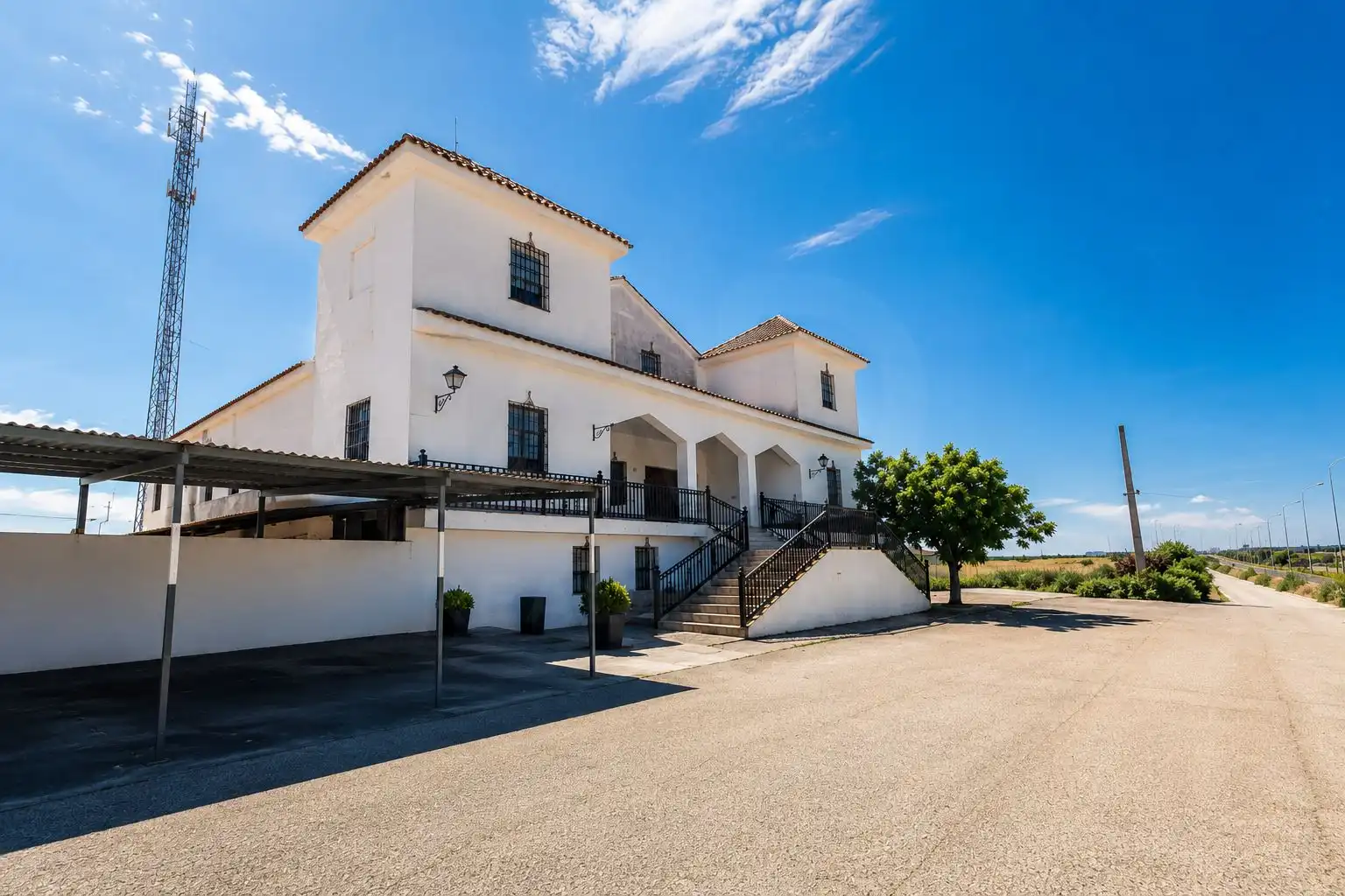 Vista exterior de Finca rústica en venda en Ocaña amb Aire condicionat i Terrassa