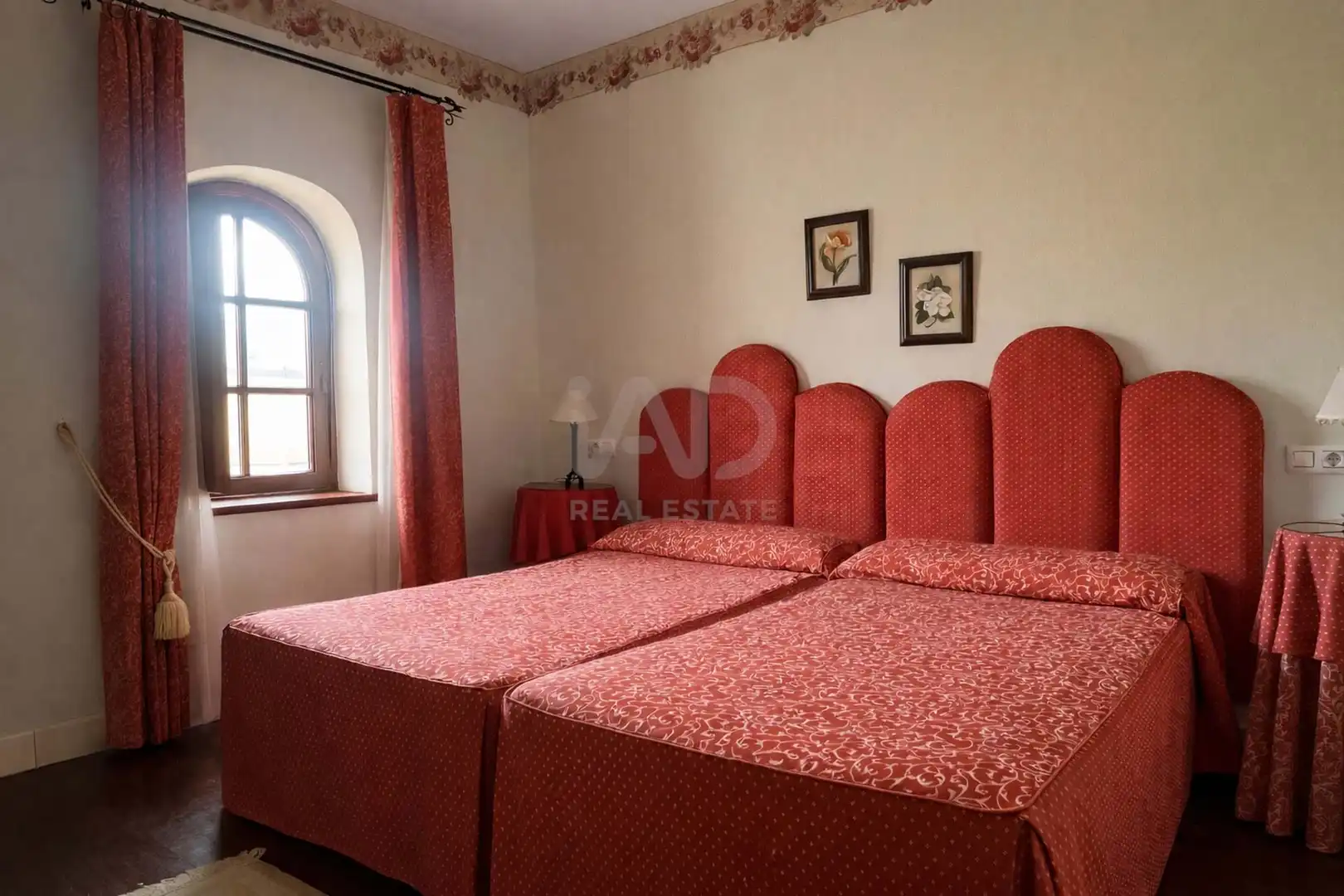 Schlafzimmer von Geschaftsraum zum Verkauf in Santiurde de Toranzo