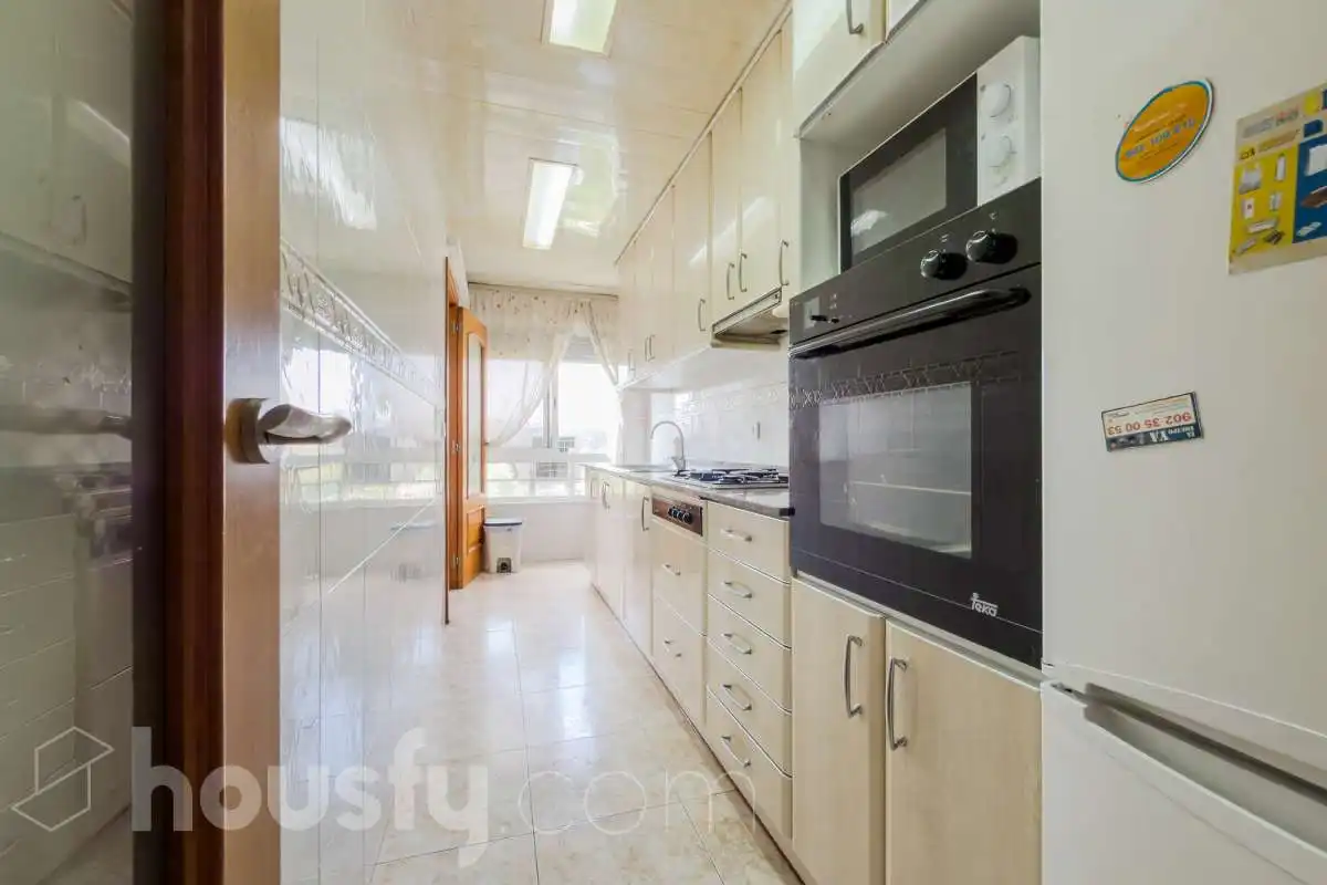 Cocina de Piso en venta en Barcelona con Aire acondicionado, Calefacción y Amueblado