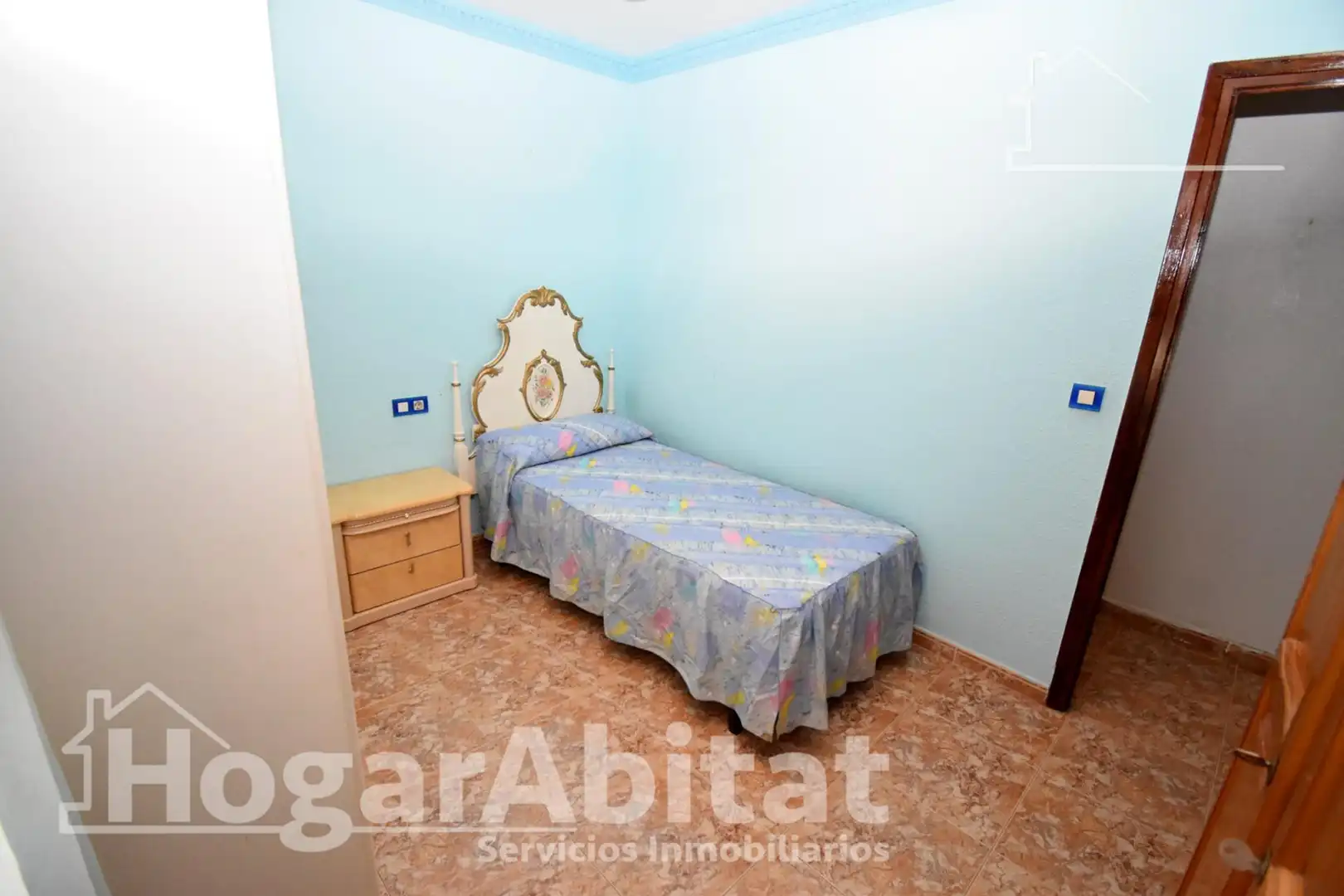 Habitación de Piso en venta en Castellón de la Plana / Castelló de la Plana con Aire acondicionado, Calefacción y Amueblado