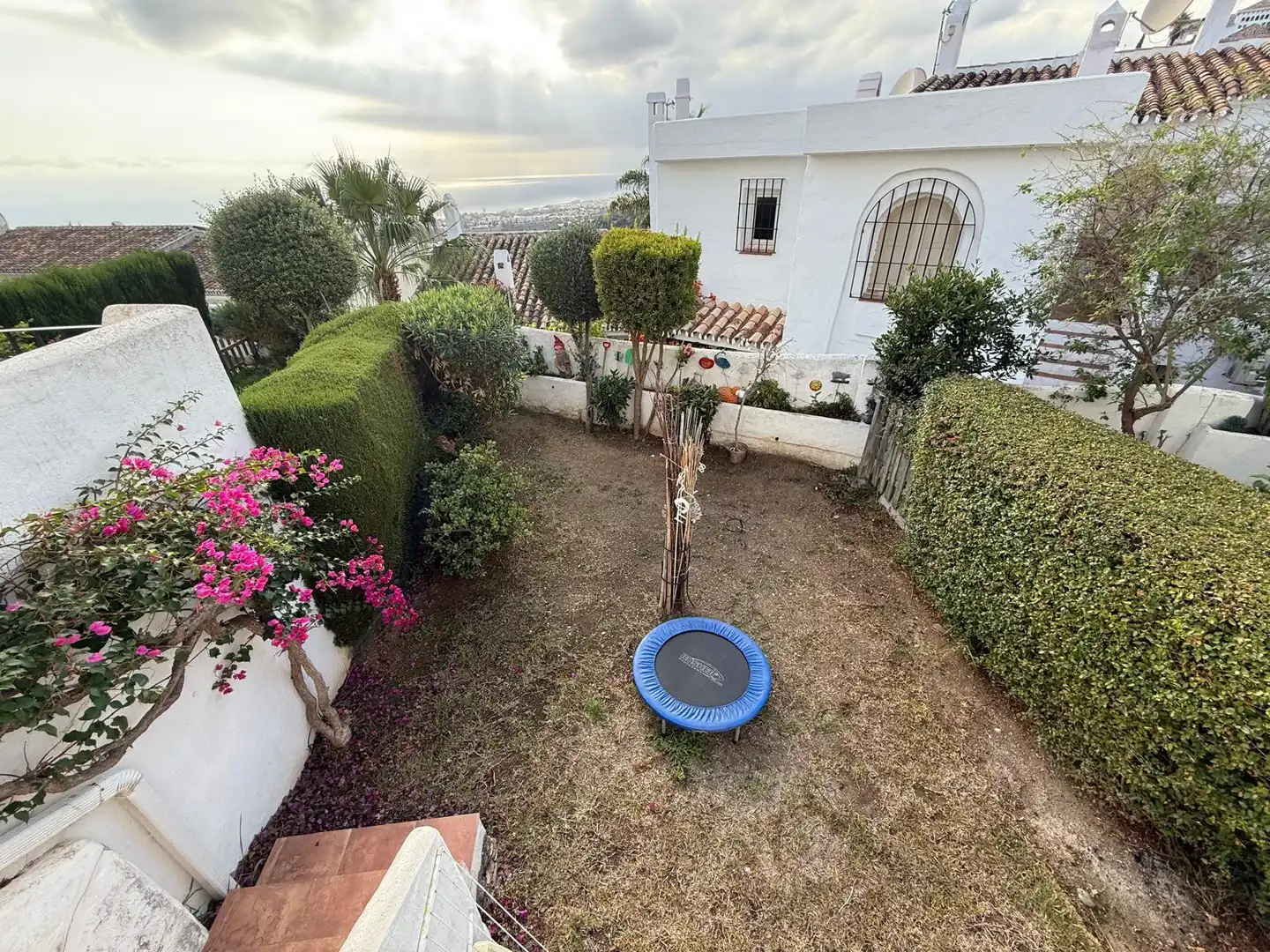 Jardí de Casa adosada en venda en Marbella amb Aire condicionat, Calefacció i Terrassa