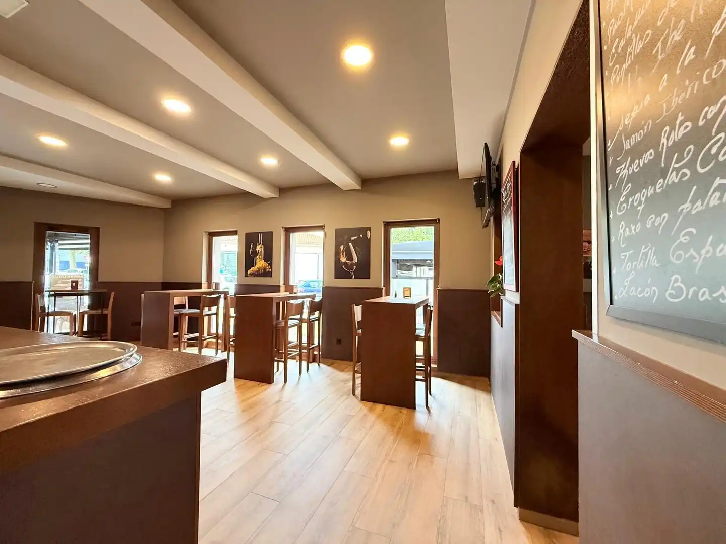 Casa o chalet en venta en Oleiros con Calefacción y Jardín privado