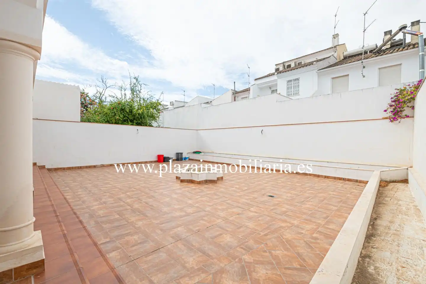 Garden of Houses for sale in Lucena  with Terrace, Storage room and Balcony