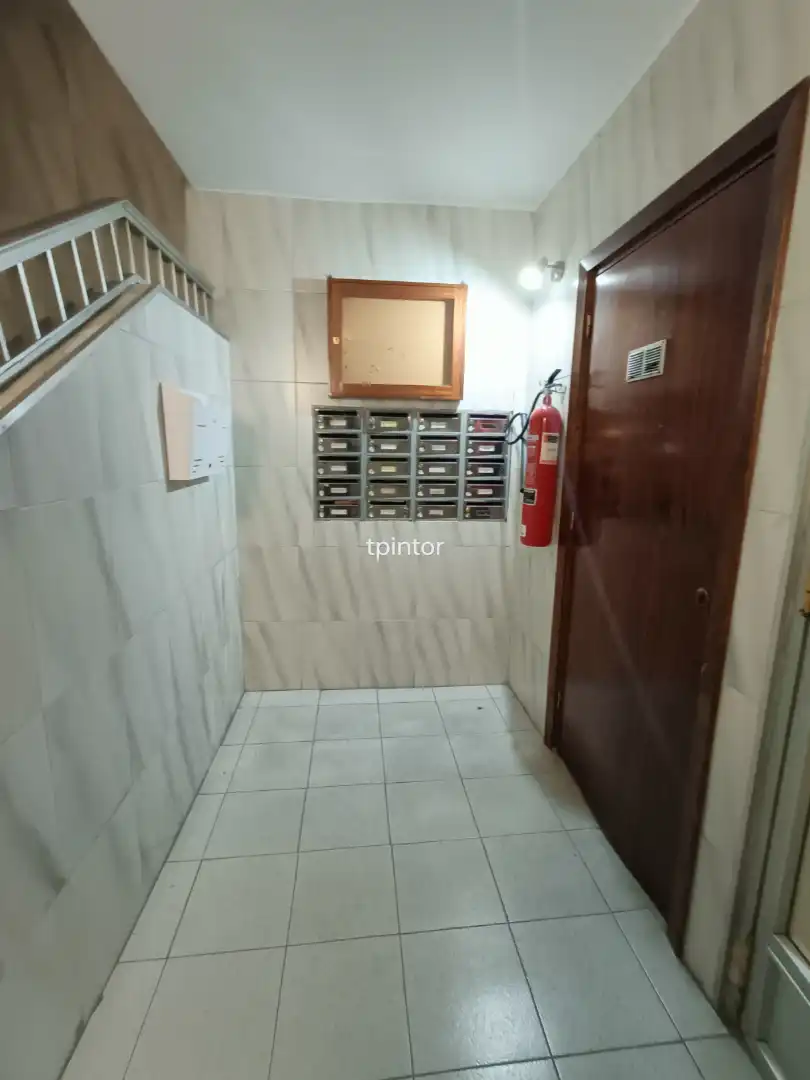 Wohnung zum Verkauf in Plasencia mit Klimaanlage, Heizung und Parkett
