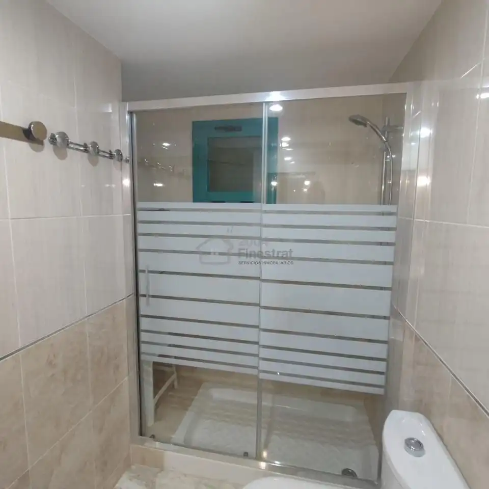 Badezimmer von Wohnung zum Verkauf in Villajoyosa / La Vila Joiosa mit Klimaanlage, Möbliert und Gemeinschaftspool
