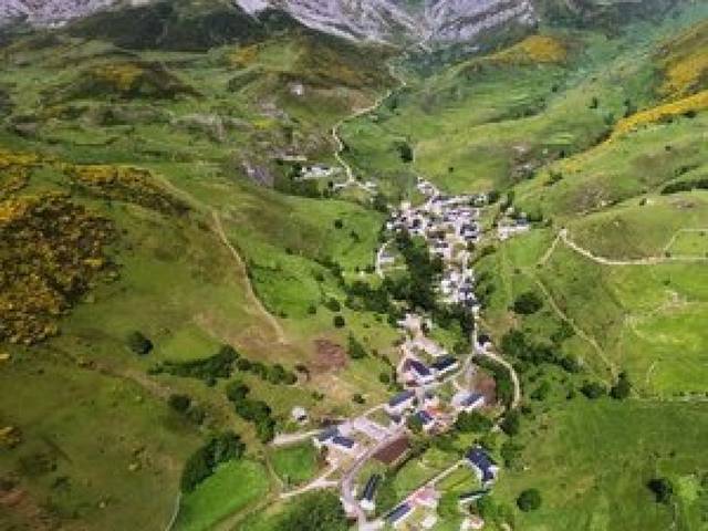 Terreno residencial en Venta en Calle CALLE REAL en San Emiliano