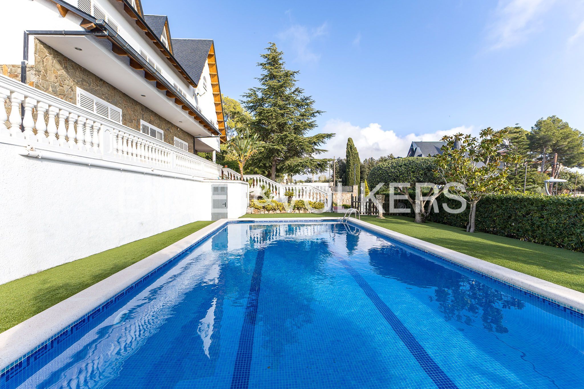 Swimming pool of House or chalet for sale in Gavà  with Air Conditioner, Heating and Private garden