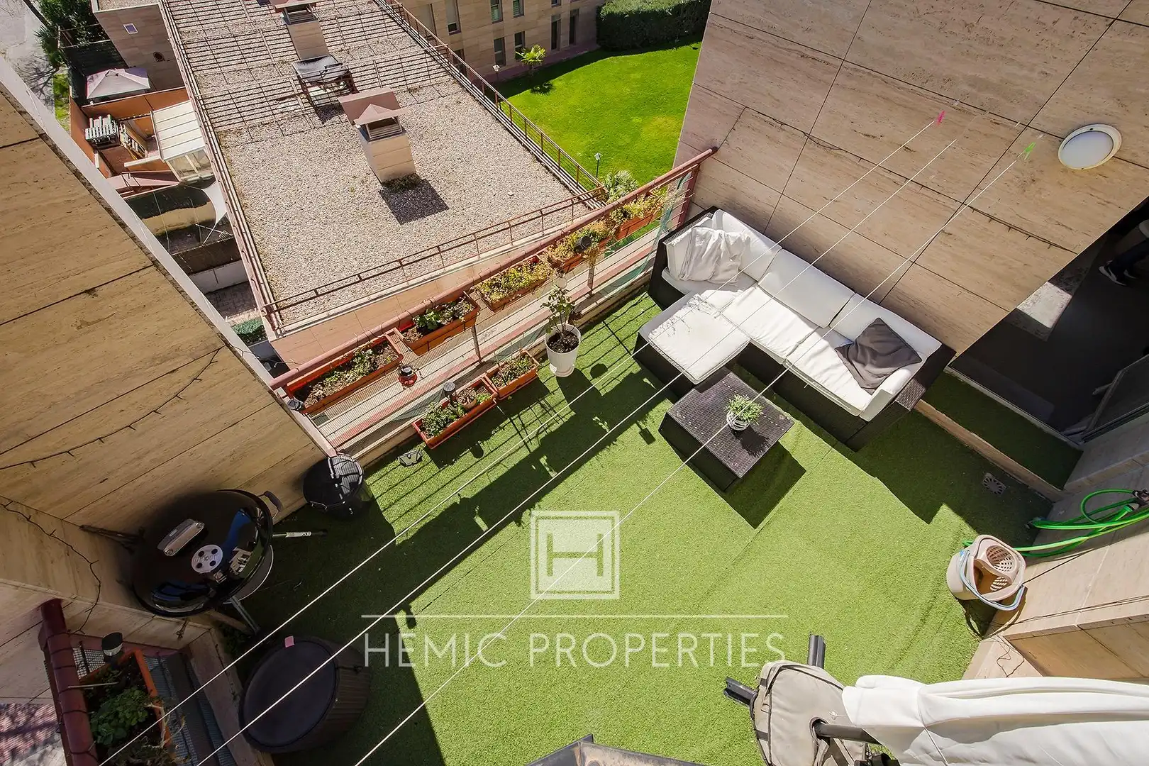 Terrasse von Dachboden zum Verkauf in Tres Cantos mit Klimaanlage, Privatgarten und Terrasse