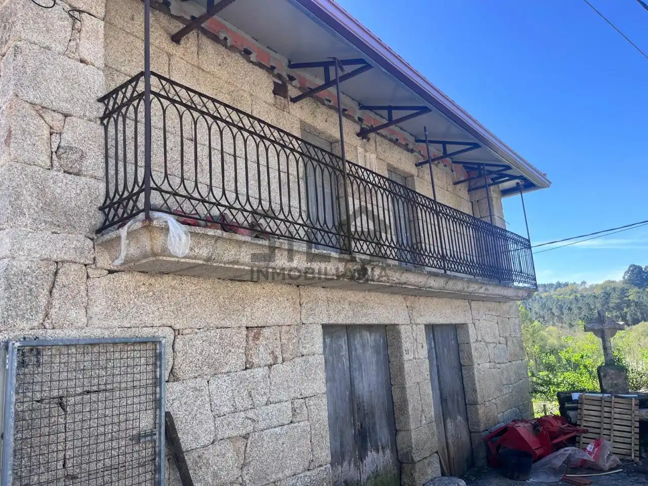 Terrassa de Casa o xalet en venda en San Amaro amb Calefacció, Jardí privat i Traster