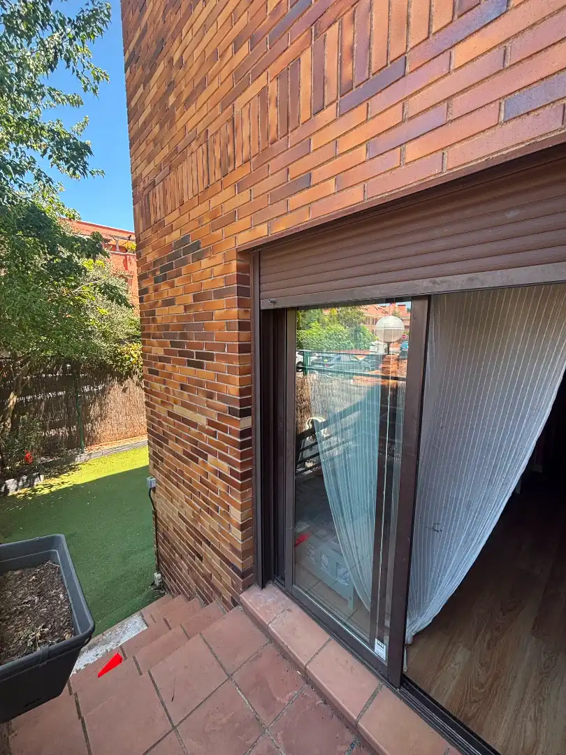 Terraza de Planta baja en venta en Las Rozas de Madrid con Calefacción, Trastero y Piscina comunitaria