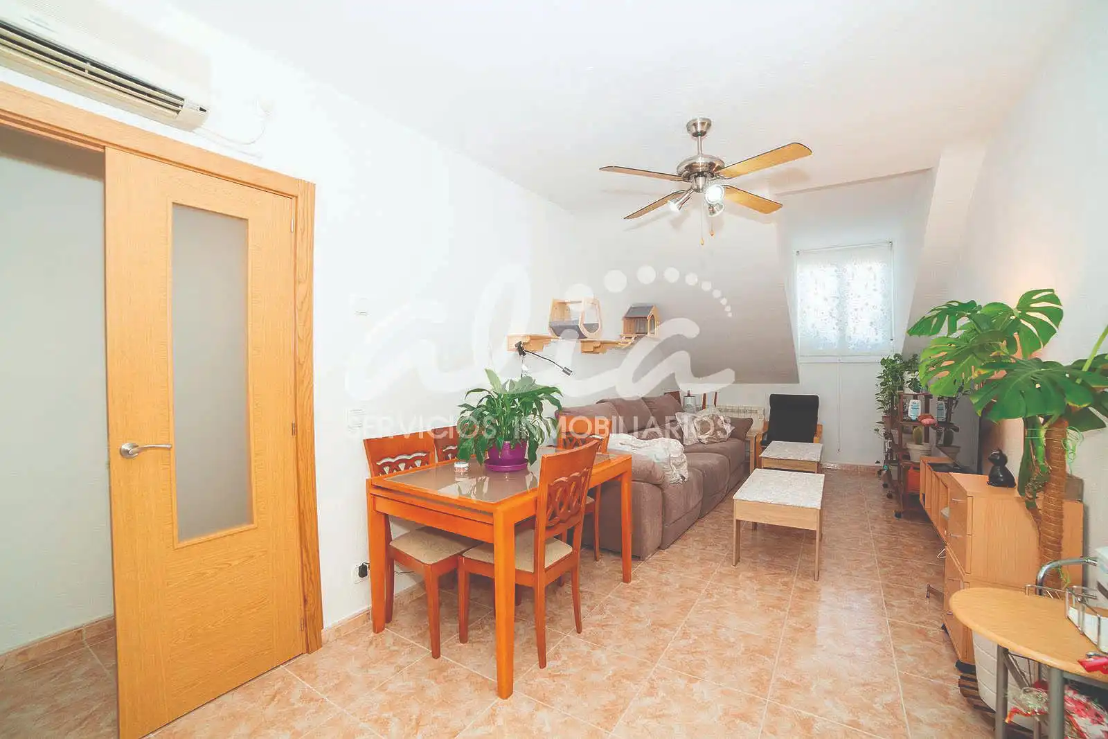 Sala d'estar de Pis en venda en Aranjuez amb Aire condicionat, Calefacció i Traster