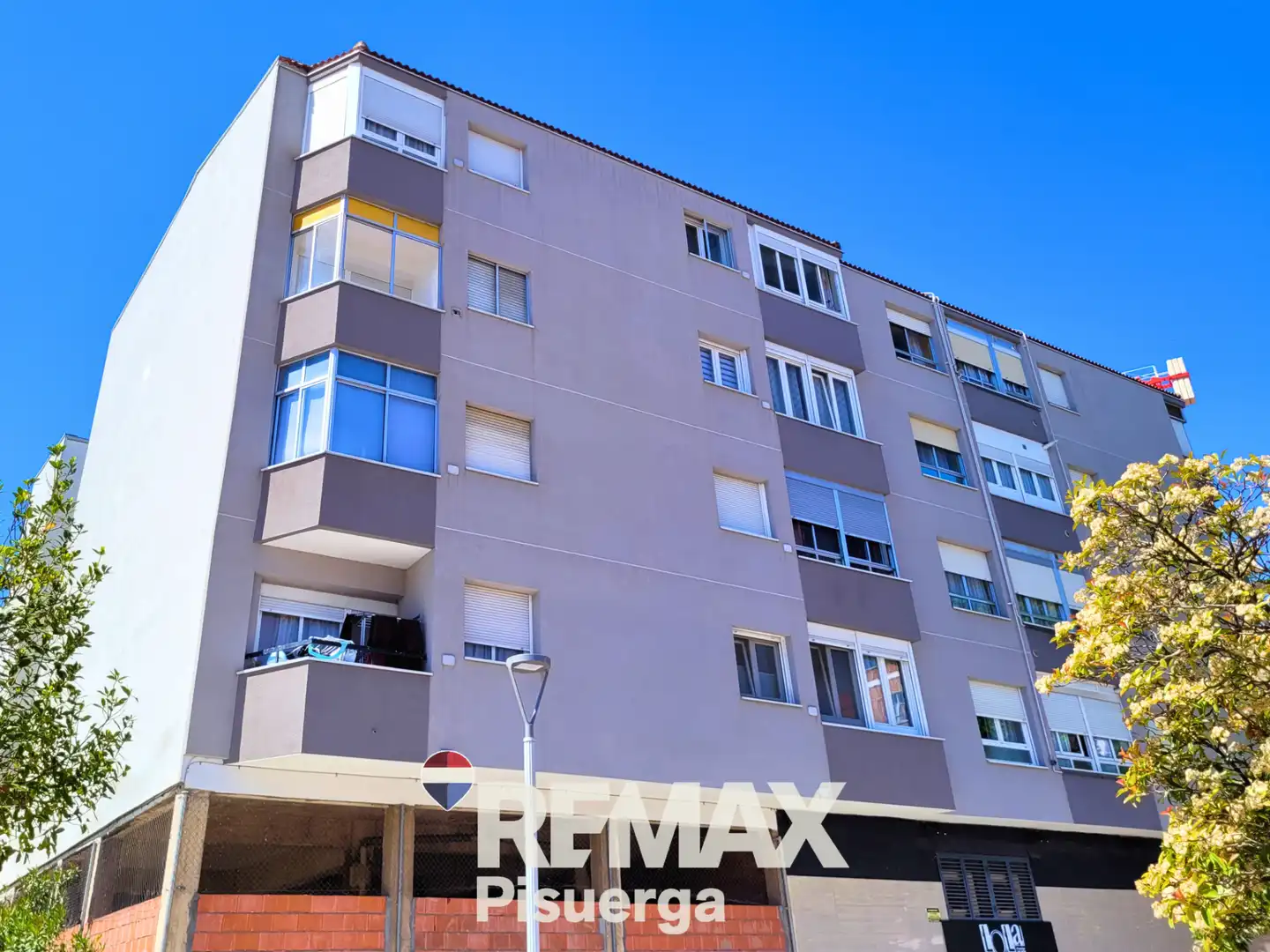 Vista exterior de Piso en venta en Valladolid con Calefacción y Balcón