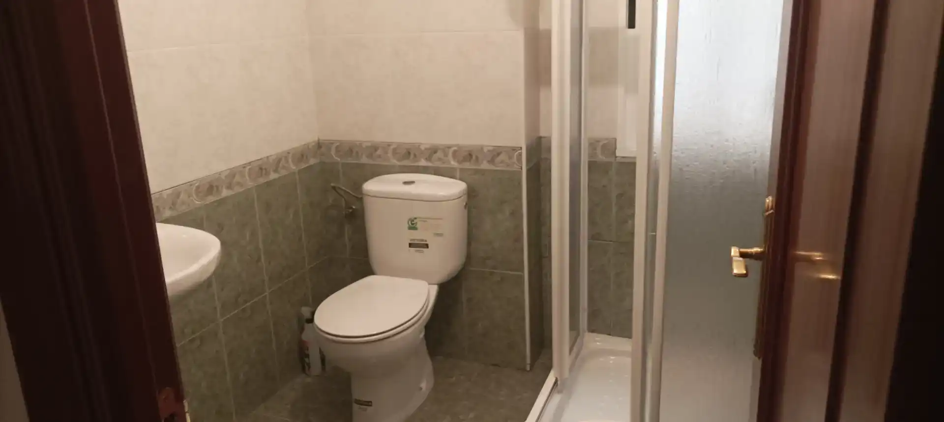 Bany de Pis en venda en Ave María