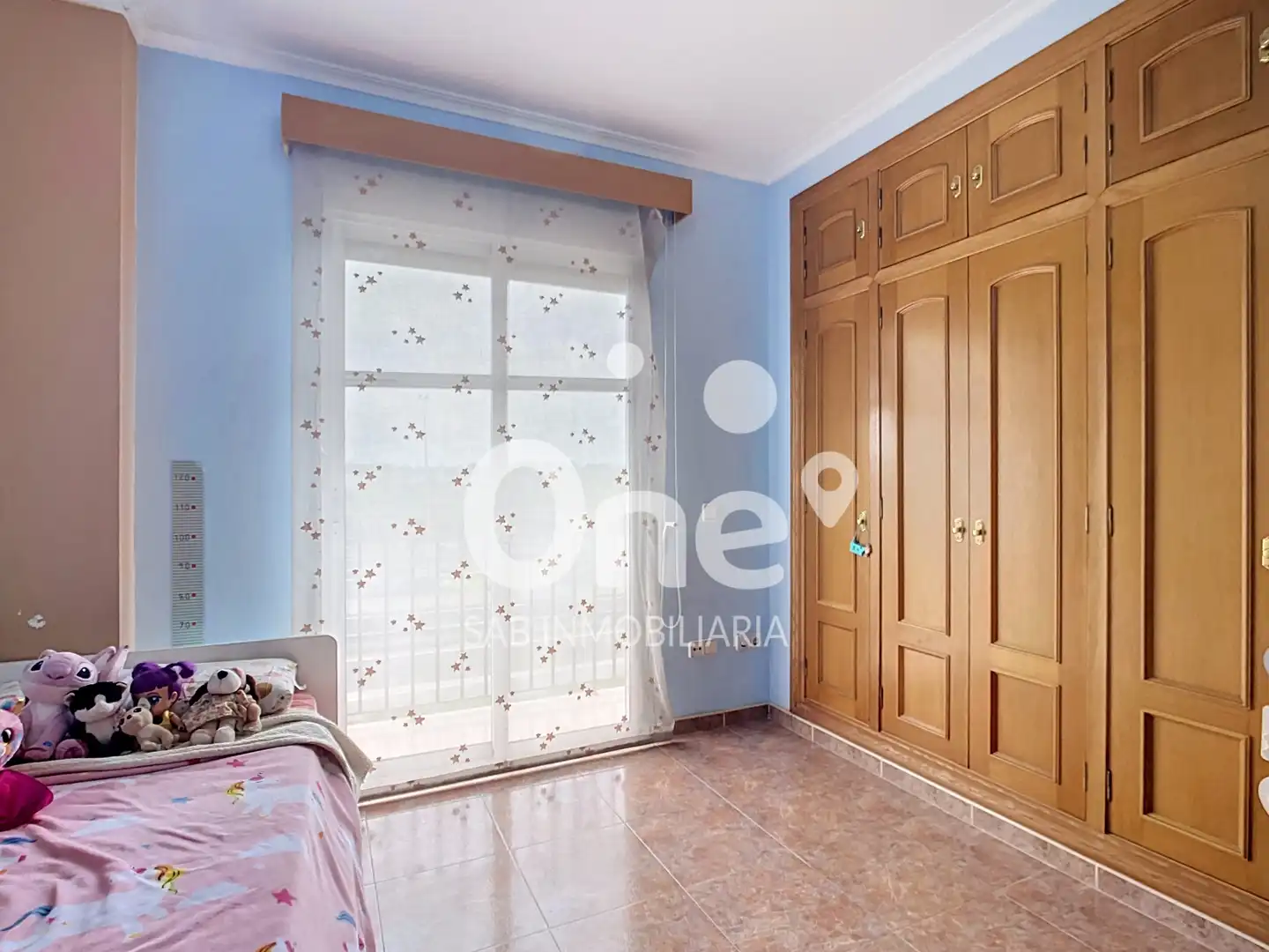 Dormitori de Casa adosada en venda en San Antonio de Benagéber amb Aire condicionat, Calefacció i Terrassa