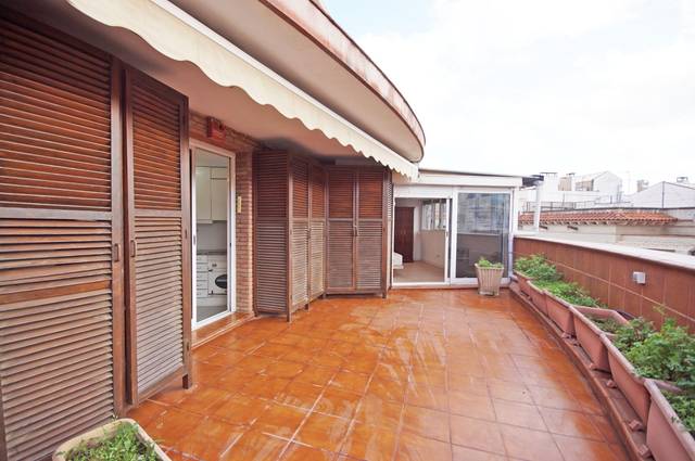 Ático en Alquiler en Carrer Carrer Ferran Valls i Taberner en Sant Gervasi- Galvany