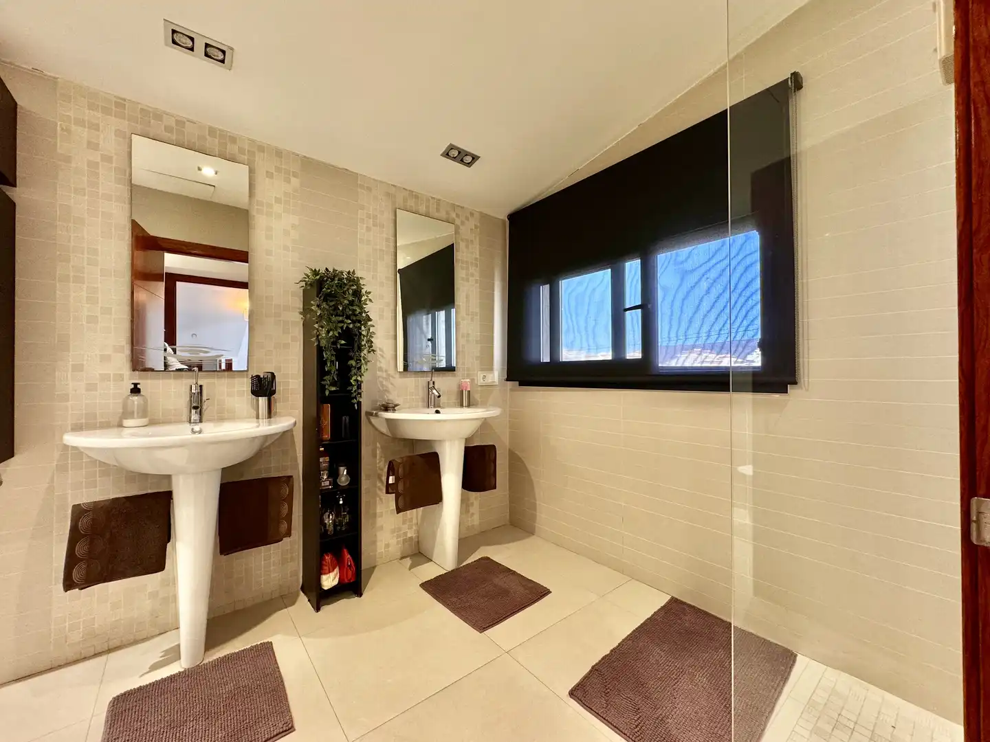 Bathroom of Houses for sale in Roses  with Heating, Terrace and Storage room