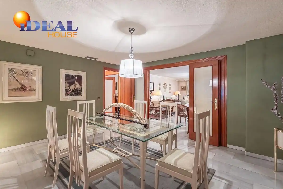 Flat for sale in San Matías - Realejo