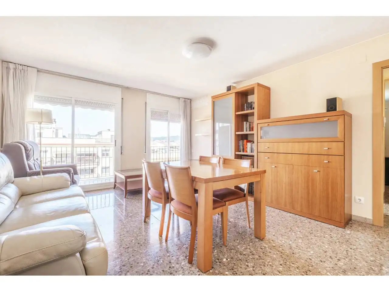 Vista exterior de Piso en venta en Terrassa con Calefacción y Balcón