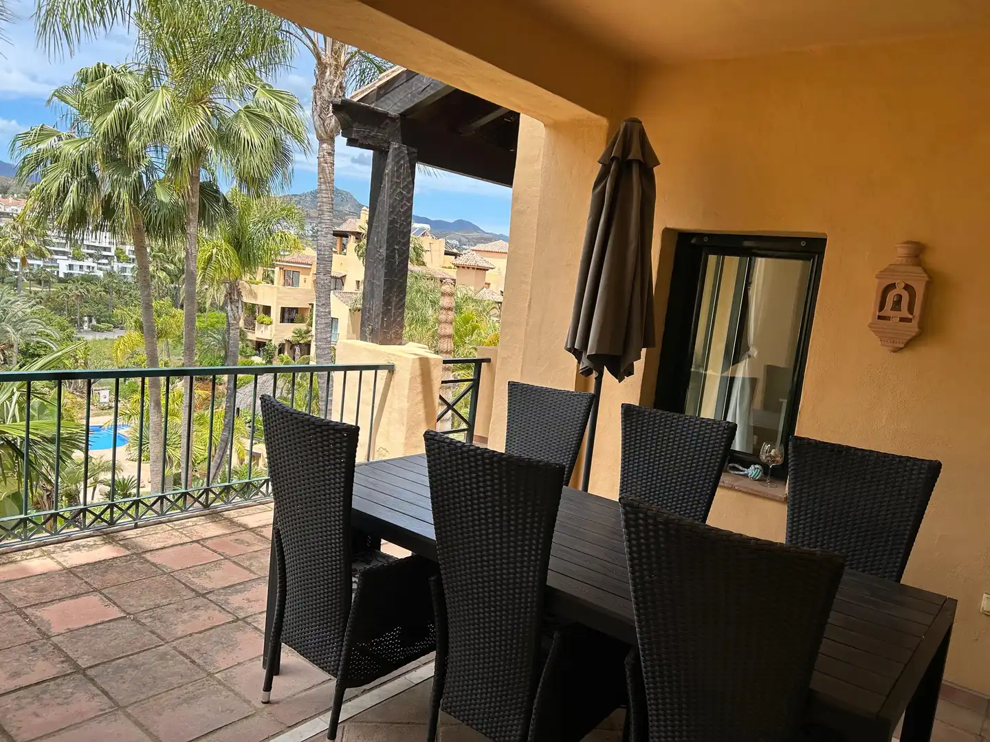 Terrassa de Apartament de lloguer en Estepona amb Aire condicionat, Moblat i Internet