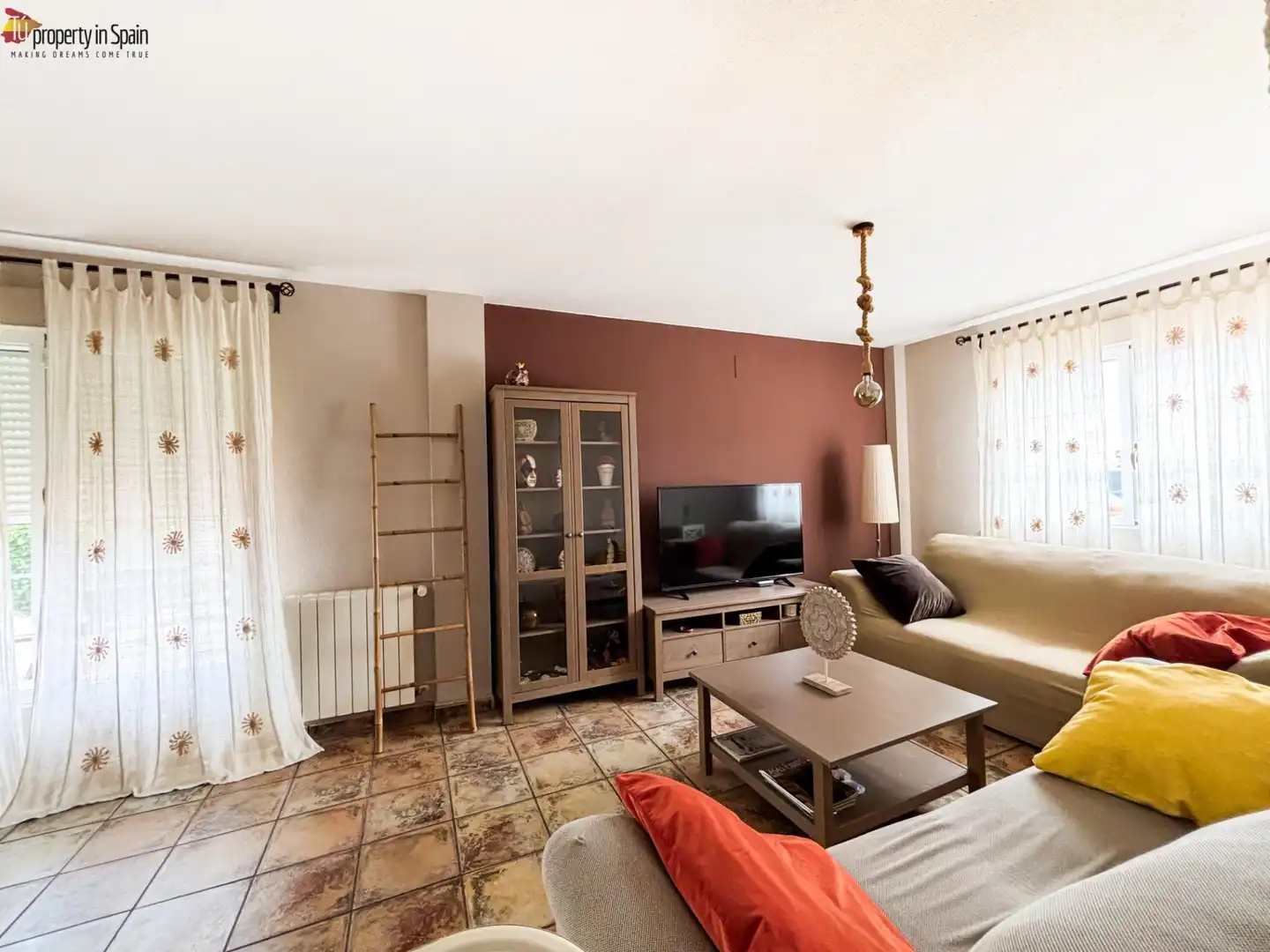 Sala d'estar de Casa o xalet de lloguer en Alicante / Alacant amb Jardí privat, Traster i Piscina