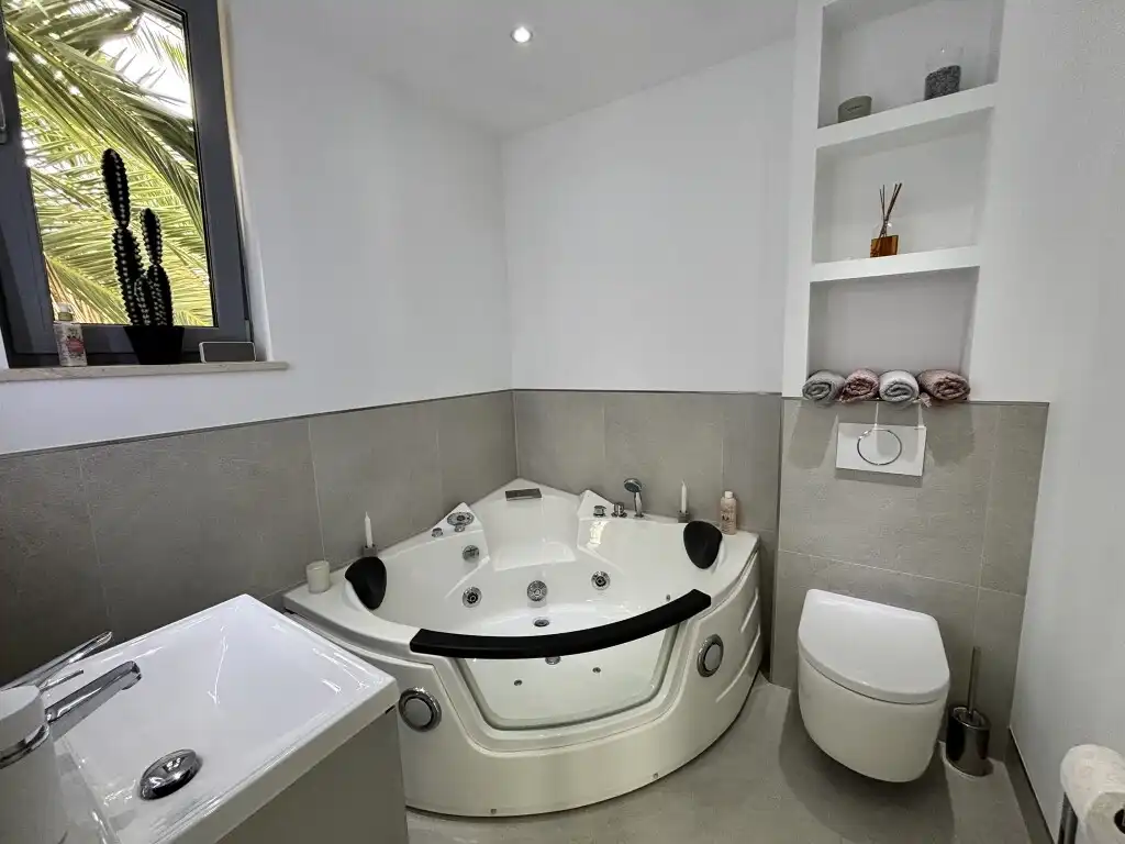 Baño de Casa o chalet en venta en Alcúdia con Aire acondicionado, Calefacción y Jardín privado
