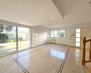 Living room of Single-family semi-detached to rent in Vilanova i la Geltrú  with Air Conditioner, Heating and Terrace