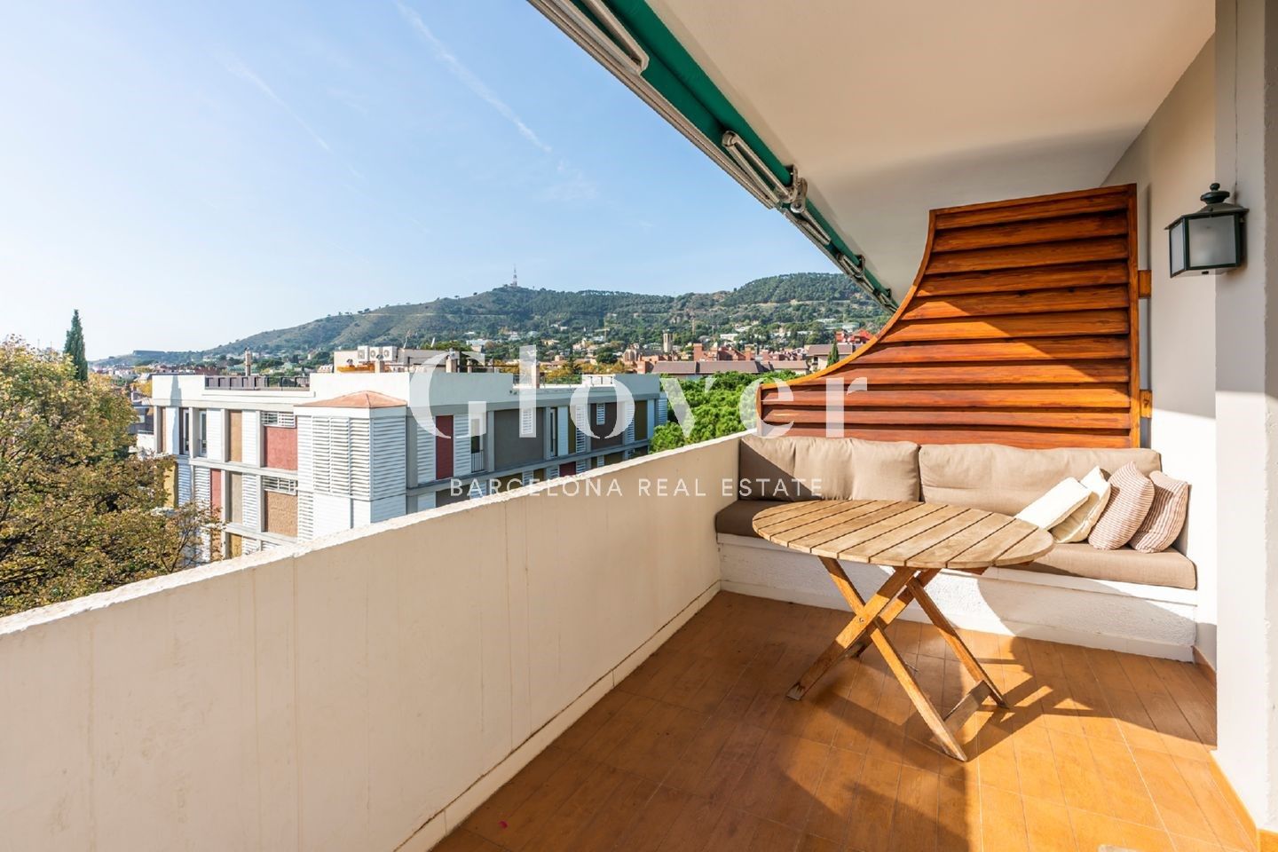 Terrassa de Pis de lloguer en  Barcelona Capital amb Aire condicionat, Calefacció i Terrassa