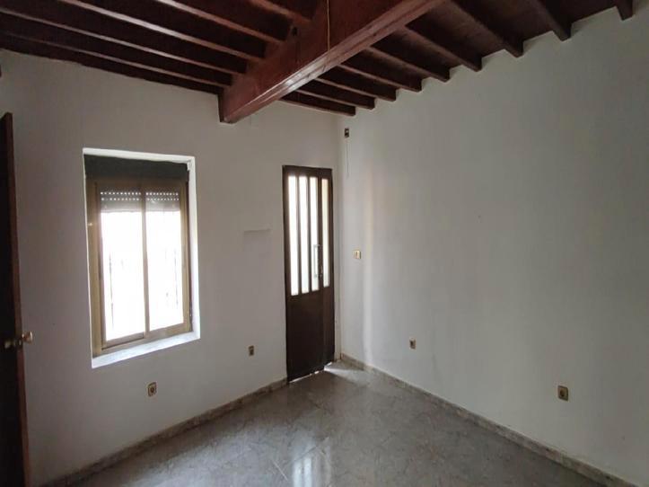 Foto 1 de Casa adosada en venta en Hinojal, Cáceres