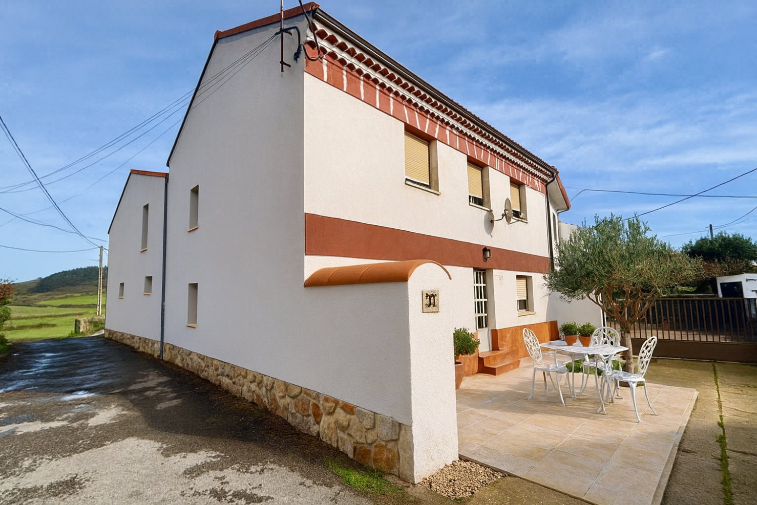 Exterior view of House or chalet for sale in Gozón  with Heating, Private garden and Parquet flooring