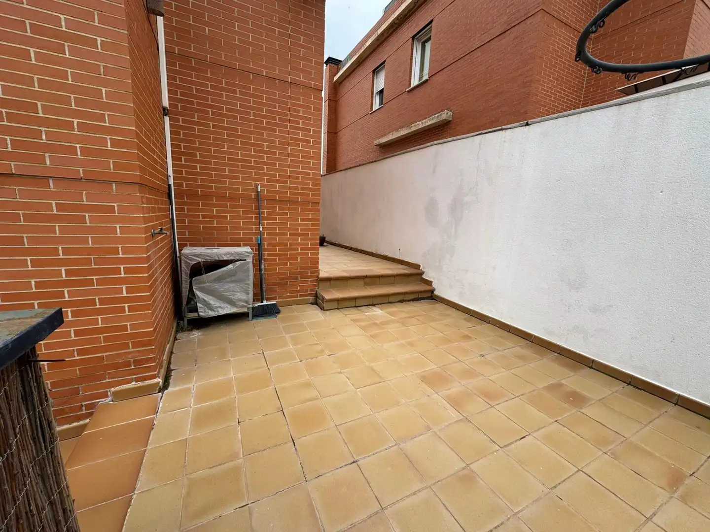 Terraza de Casa adosada en venta en Poblete con Aire acondicionado, Calefacción y Jardín privado