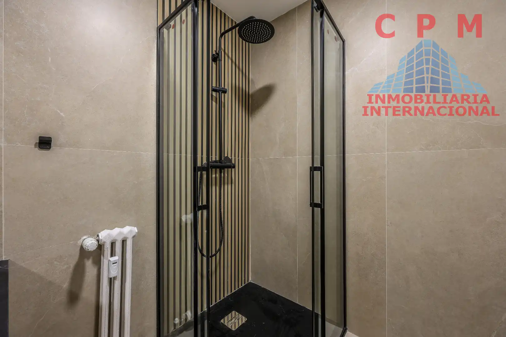 Bany de Pis de lloguer en Madrid amb Aire condicionat, Calefacció i Parquet