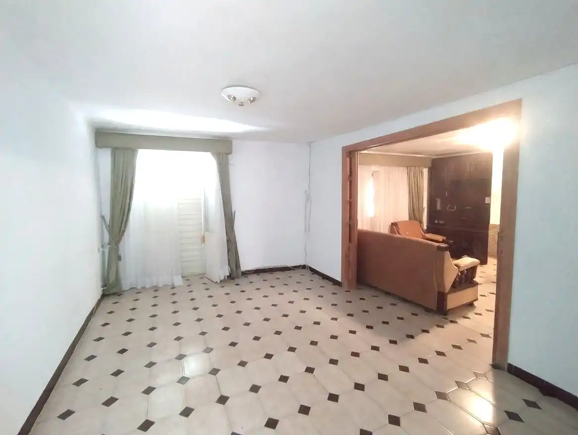 Living room of Single-family semi-detached for sale in Trujillo  with Terrace and Balcony
