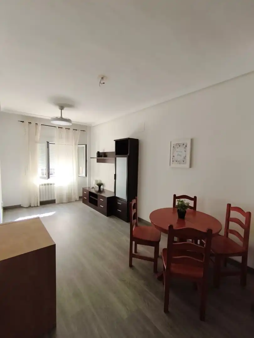 Wohnzimmer von Wohnung zur Miete in Ocaña mit Heizung, Abstellraum und Möbliert