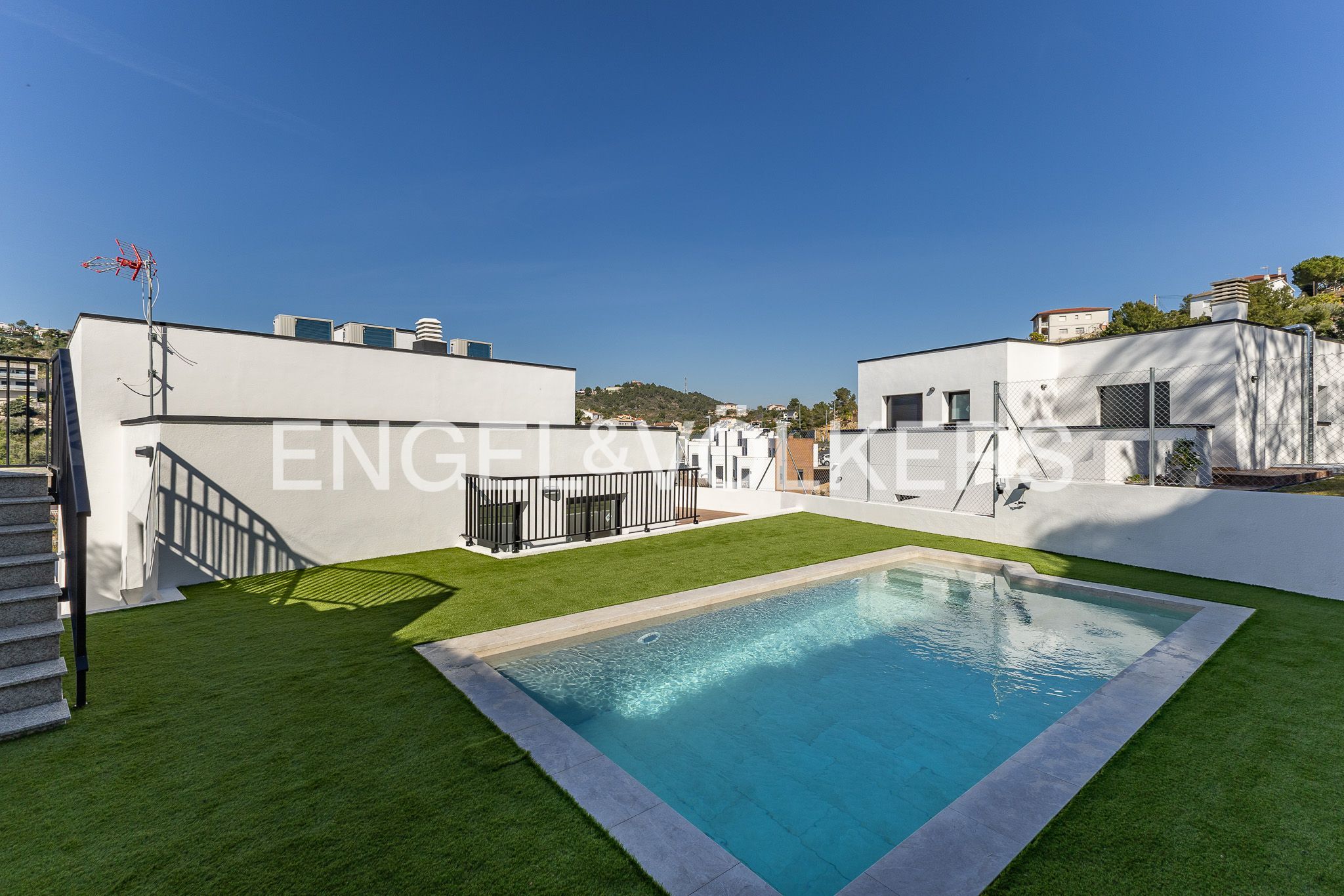 Piscina de Casa o chalet en venta en Calafell con Aire acondicionado, Calefacción y Jardín privado