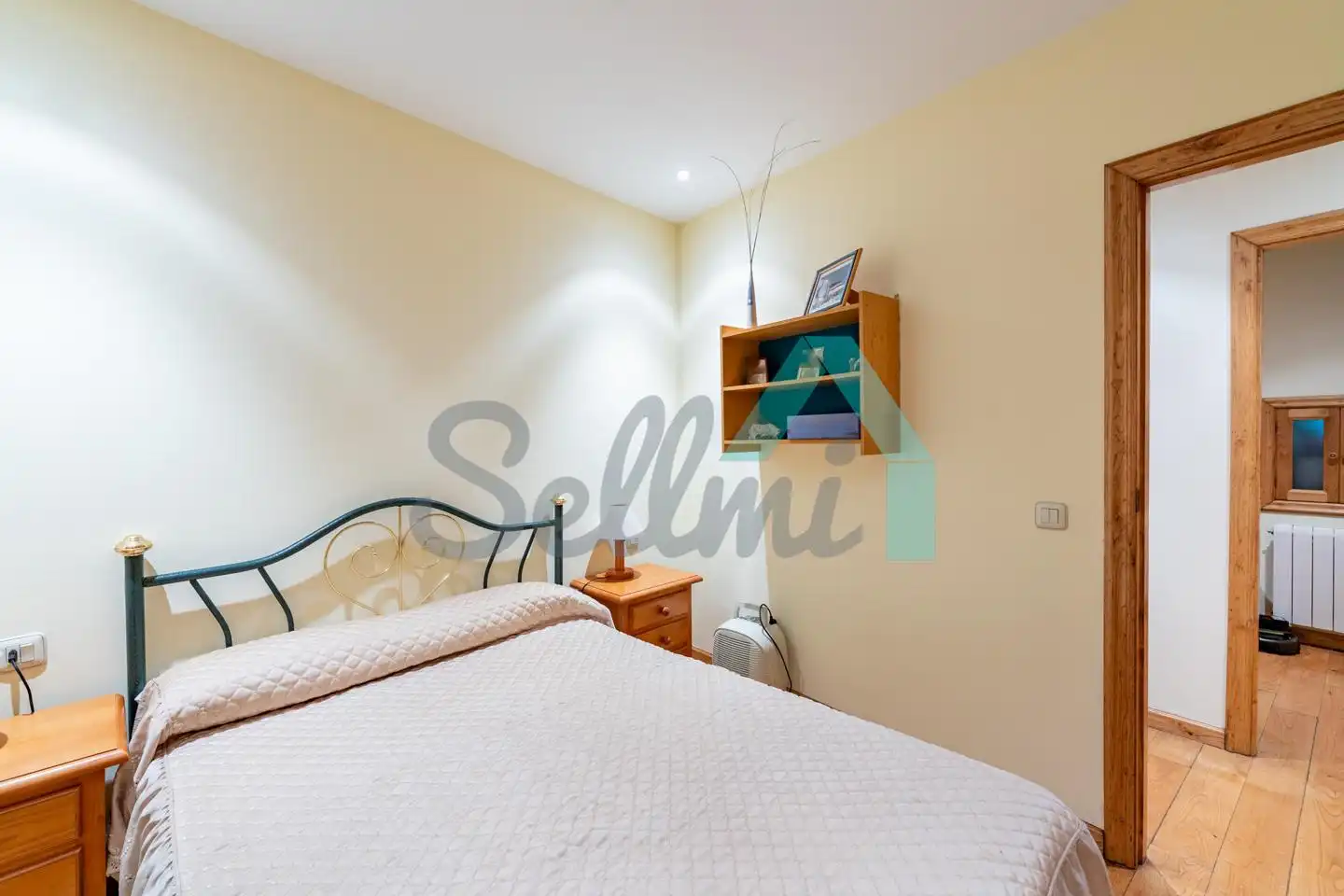 Bedroom of Flat for sale in Oviedo   with Heating, Parquet flooring and Terrace