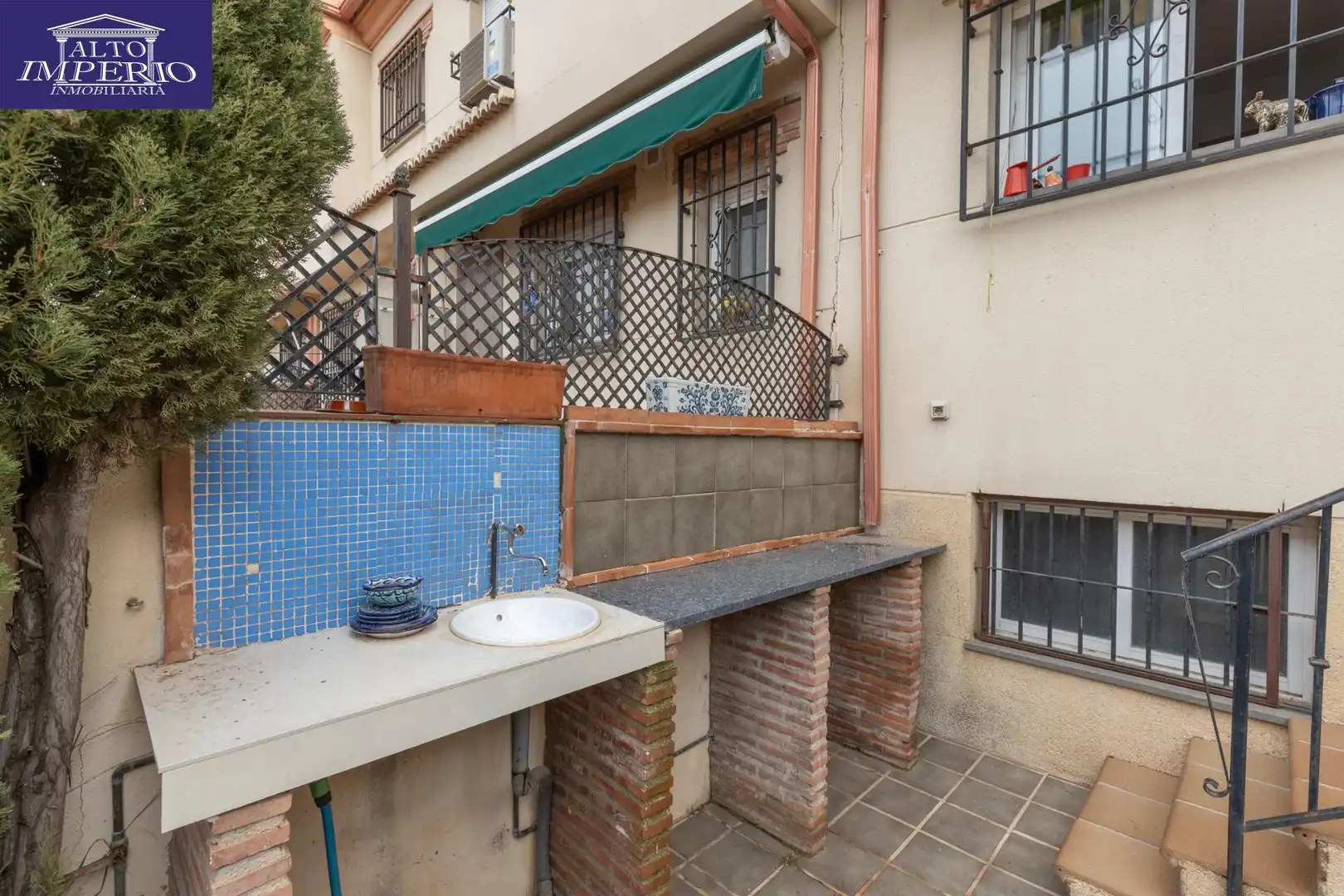 Casa adosada en venta en MARTE, 21, Ogíjares