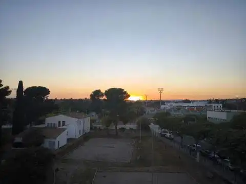 Außenansicht von Wohnung zur Miete in Calafell mit Klimaanlage, Heizung und Parkett