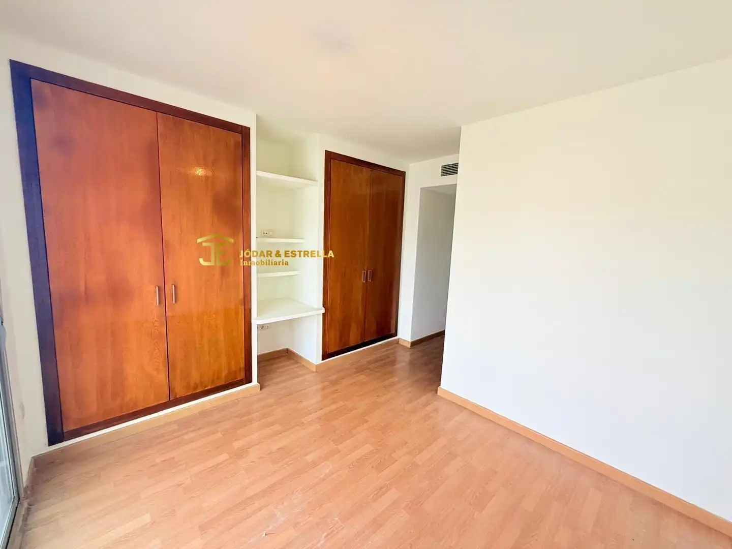Schlafzimmer von Maisonette zum Verkauf in Lorca mit Klimaanlage, Heizung und Privatgarten