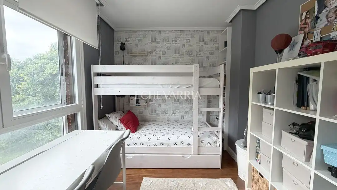 Habitación de Piso en venta en Leioa con Calefacción, Jardín privado y Terraza