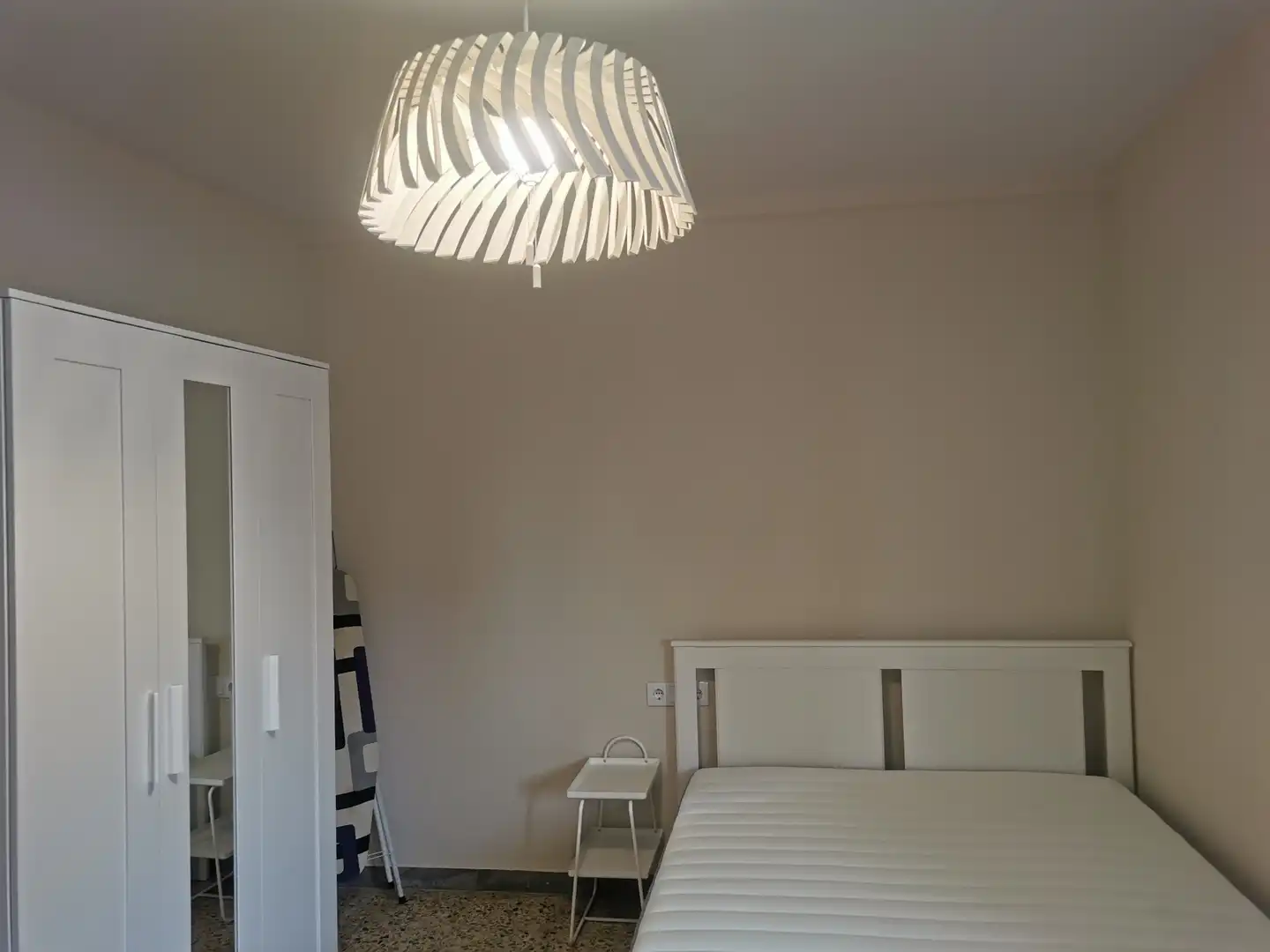 Schlafzimmer von Wohnung zur Miete in Salamanca mit Heizung, Möbliert und Ofen