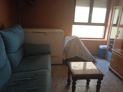 Bedroom of Flat for sale in Villamañán  with Terrace and Furnished