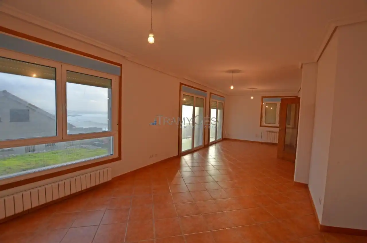 Casa o chalet en venta en Oia con Calefacción, Jardín privado y Terraza