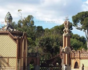 Exterior view of Building for sale in  Barcelona Capital